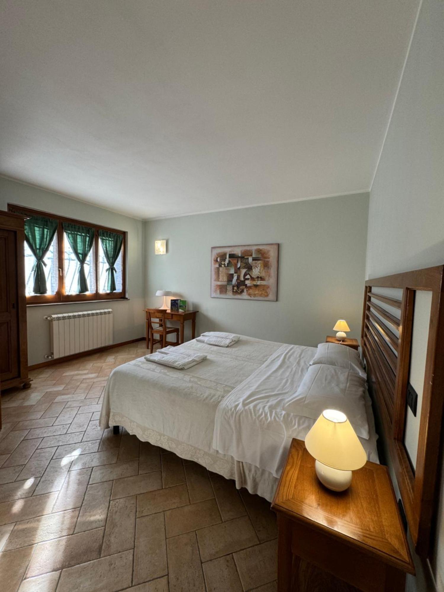 Cerqua Rosara Residence Valtopina Extérieur photo