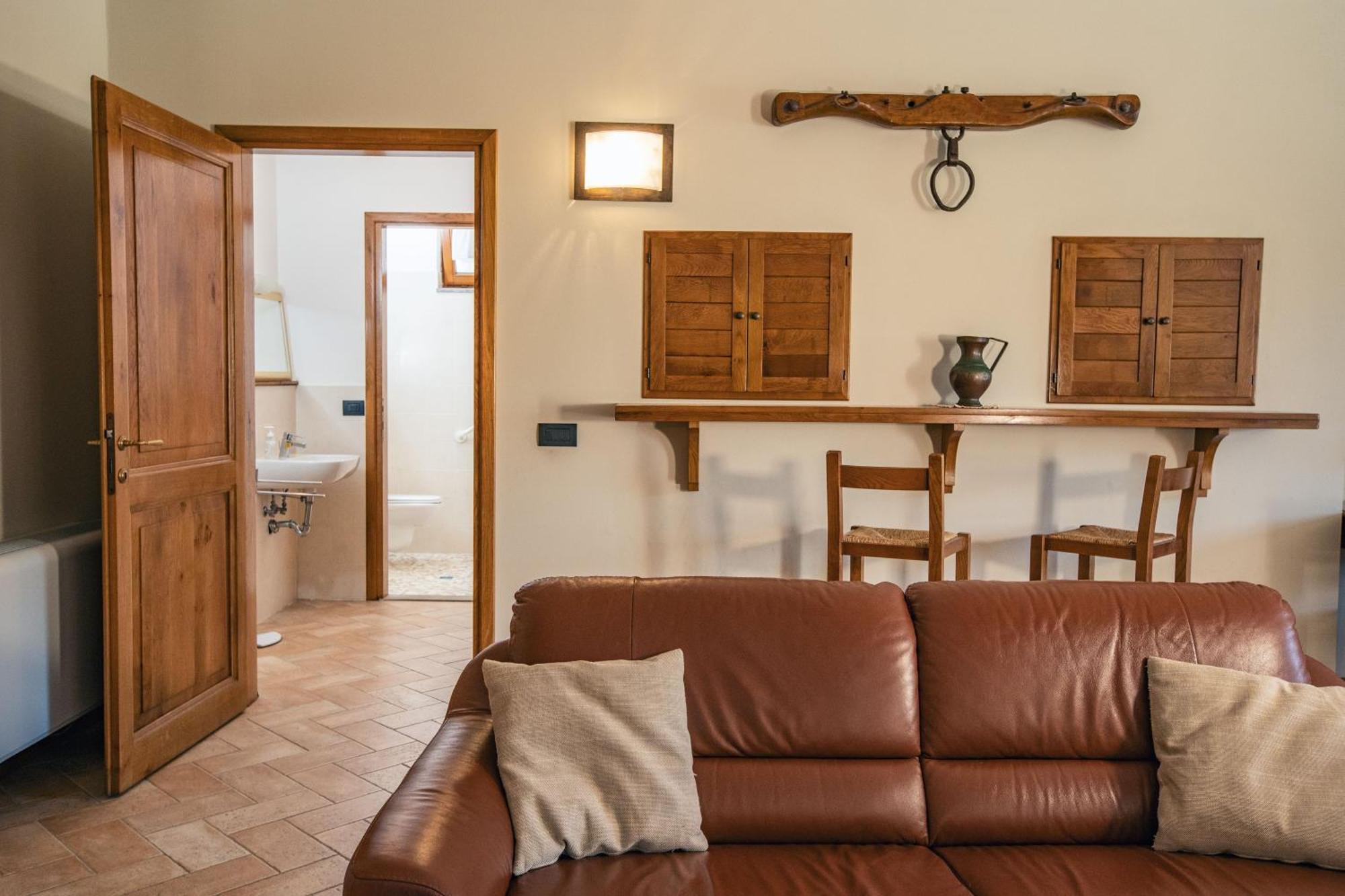 Cerqua Rosara Residence Valtopina Chambre photo